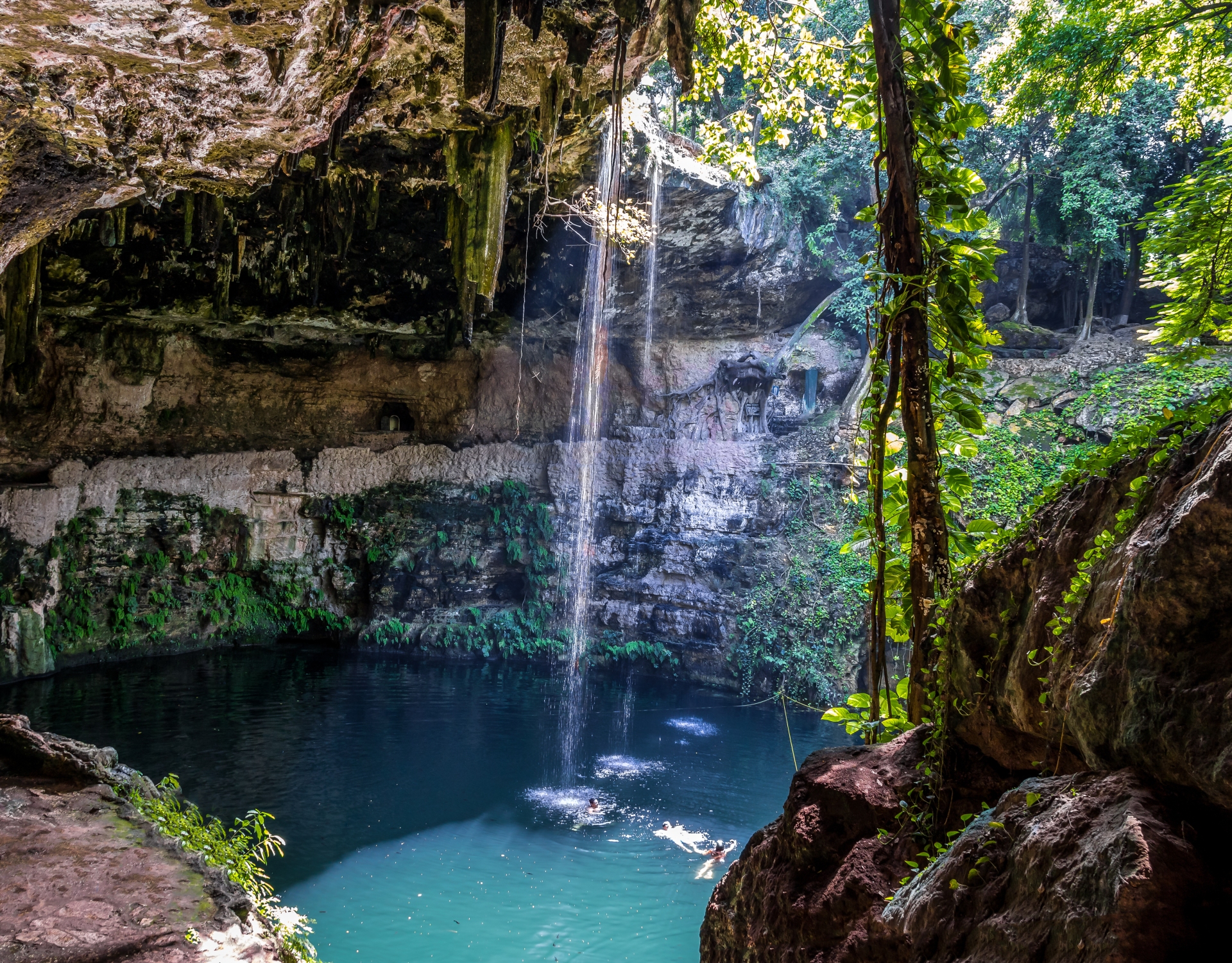 Le bleu du Cenote Zaci