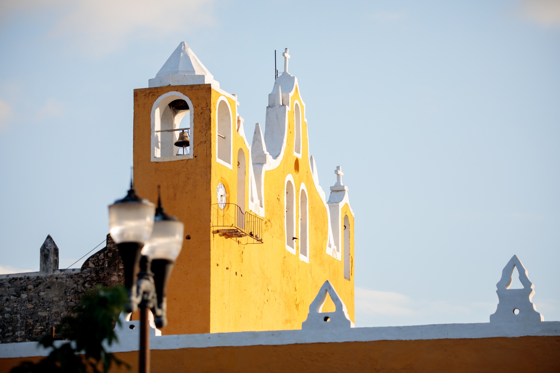couvent-san-antonio-de-padua-izamal-mexique-adobe