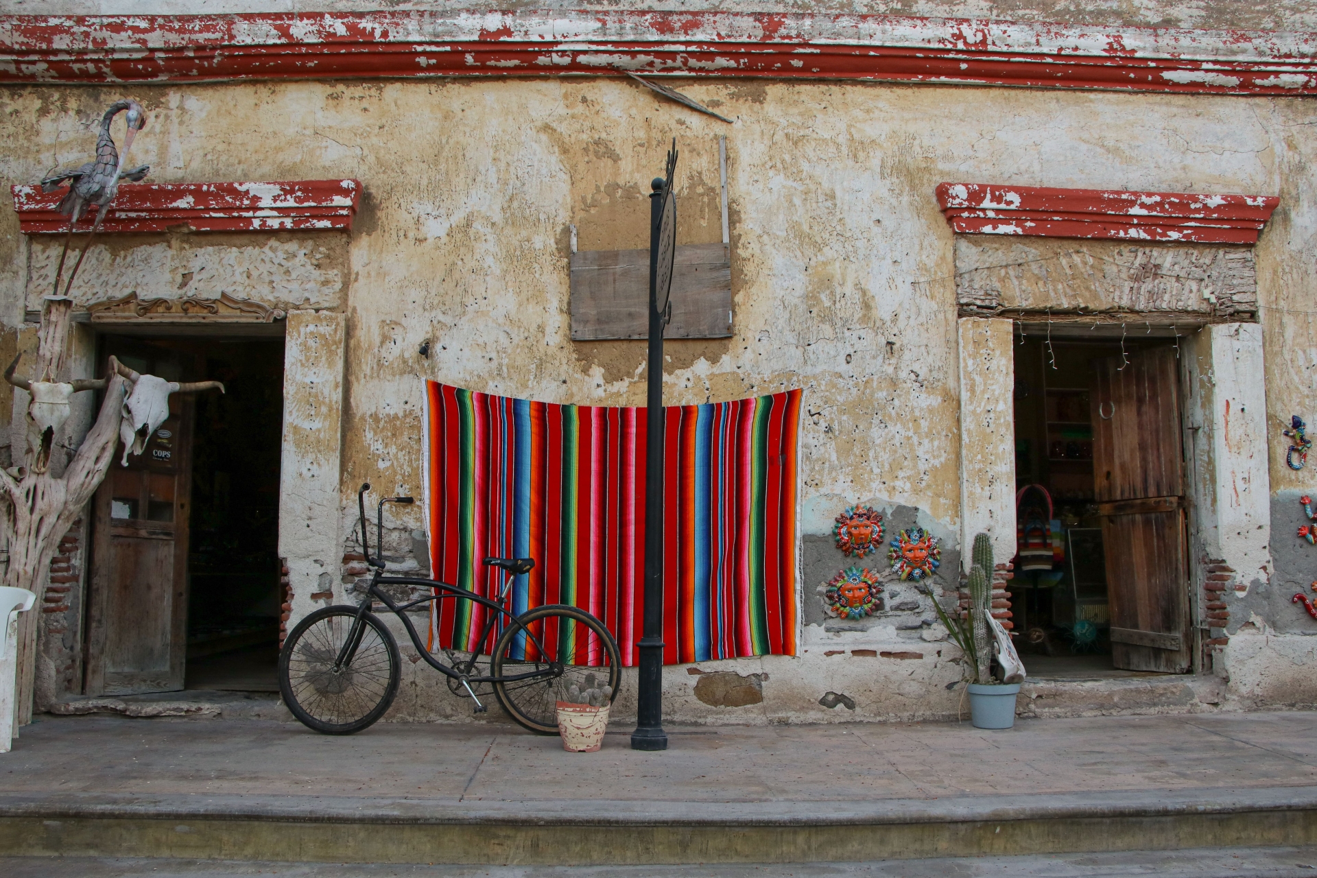 loreto-baja-california-mexico-adobe