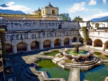 eglise-couvent-fontaine-antigua-guatemala